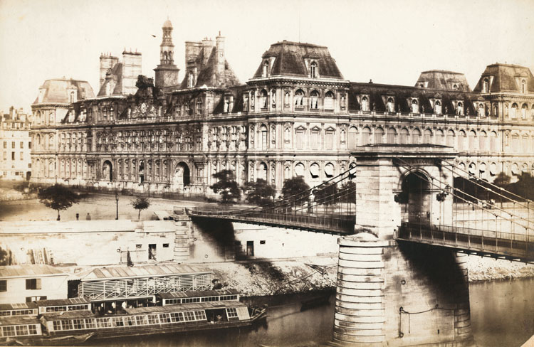 Paris--L' Hotel de Ville et le Pont d'Arcole