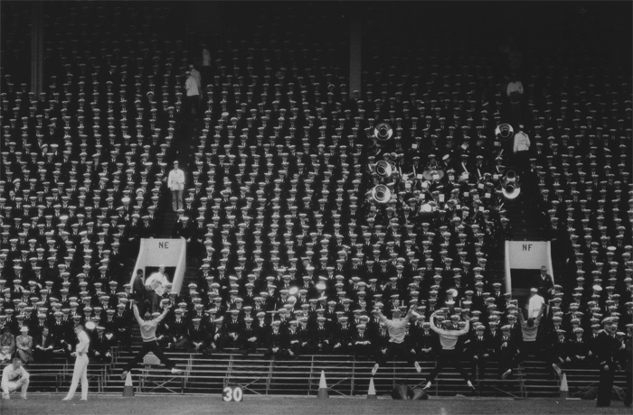 Michael Philip Manheim - Naval Academy Cheers: Football at the University of Pennsylvania