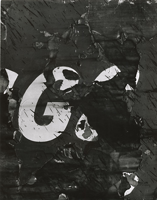 Aaron Siskind - Chicago 23