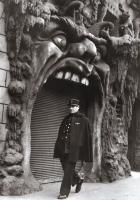 Robert Doisneau - L'Enfer (Hell)