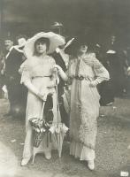 Seeberger Freres (Jules Louis, Henri) - Fashion at the Auteuil Racetrack, France