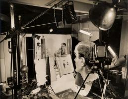 Fritz Goro - Herbert Gehr in his Studio