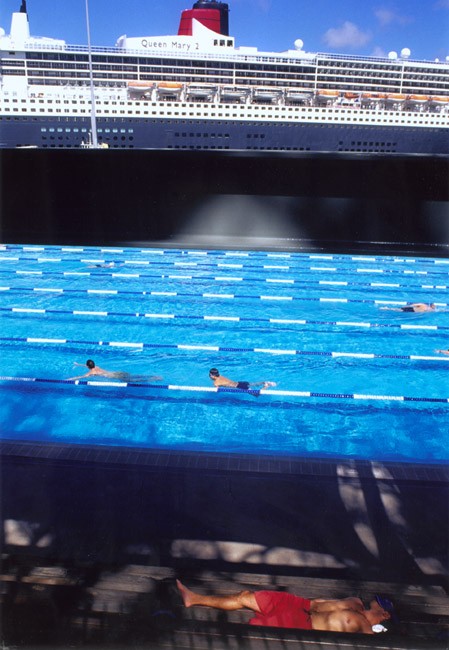 Vladimir Birgus: Sydney. Chromogenic print, 17-7/8 x 11-3/4 in. (454 x 298 mm), 2007/2007, unmounted. Signed, titled, dated and editioned. Available in 12 x 18 in./edition of 20, plus A.P., starting at $1,250; and 30 x 40 in. edition of 10, plus A.P., starting at $3,000. Vladimir Birgus: Sydney. Chromogenic print, 17-7/8 x 11-3/4 in. (454 x 298 mm), 2007/2007, unmounted. Signed, titled, dated and editioned. Available in 12 x 18 in./edition of 20, plus A.P., starting at $1,250; and 30 x 40 in. edition of 10, plus A.P., starting at $3,000.