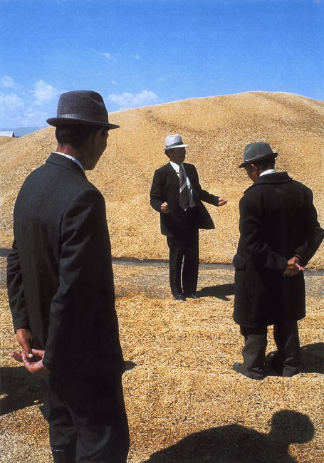 Vladimir Birgus: Kirghizia. Chromogenic print, 17-7/8 x 11-3/4 in. (454 x 298 mm), 1981/2007, unmounted. Available in 12 x 18 in./edition of 20, plus A.P., starting at $1,250; and 30 x 40 in. edition of 10, plus A.P., starting at $3,000. Vladimir Birgus: Kirghizia. Chromogenic print, 17-7/8 x 11-3/4 in. (454 x 298 mm), 1981/2007, unmounted. Available in 12 x 18 in./edition of 20, plus A.P., starting at $1,250; and 30 x 40 in. edition of 10, plus A.P., starting at $3,000.