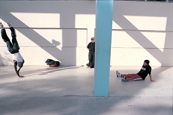 Vladimir Birgus: Miami Beach. Chromogenic print, 11-3/4 x 17-7/8 in. (298 x 454 mm), 1999/2008, unmounted. Available in 12 x 18 in./edition of 20, plus A.P., starting at $1,250; and 30 x 40 in./edition of 10, plus A.P., starting at $3,000. Vladimir Birgus: Miami Beach. Chromogenic print, 11-3/4 x 17-7/8 in. (298 x 454 mm), 1999/2008, unmounted. Available in 12 x 18 in./edition of 20, plus A.P., starting at $1,250; and 30 x 40 in./edition of 10, plus A.P., starting at $3,000.